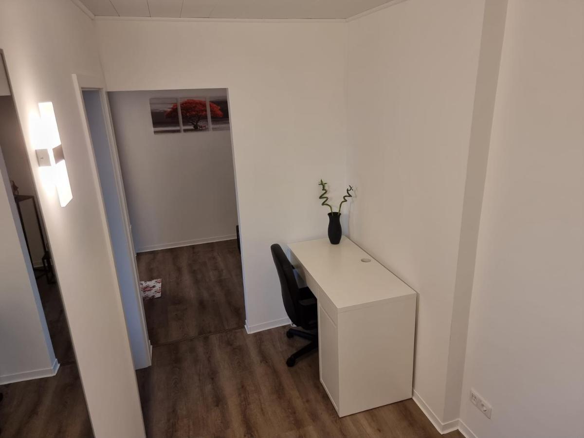 Gaestehaus-Ferienwohnung-Appartement Mit Terrasse - Naehe Kliniken/ Herzzentrum Bad Oeynhausen Exterior foto